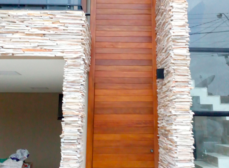 Portas de Madeiras